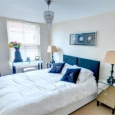 Kittiwake-Top Floor Sea View Apartment Two Bedrooms Scarborough Eksteriør billede