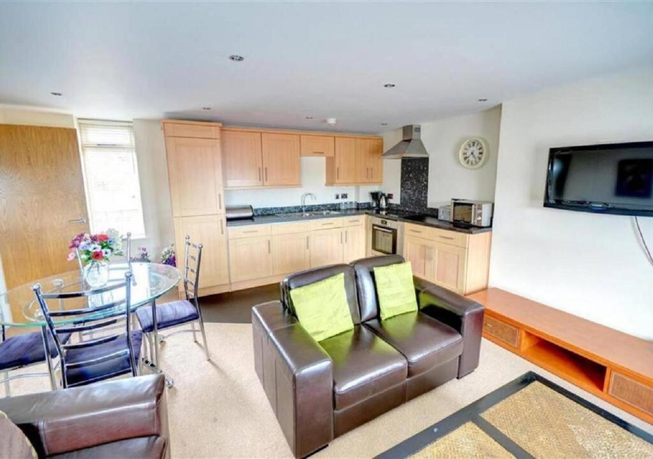 Kittiwake-Top Floor Sea View Apartment Two Bedrooms Scarborough Eksteriør billede